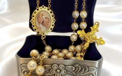Personalized Rosaries: A Beautiful Way to Remember a Loved One