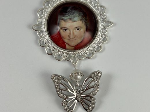 Photo Wedding Bouquet Charm includes Elegant Brooch & Color Pearls, Personalized with your Picture, In Memory of Memorial Keepsake for Bride